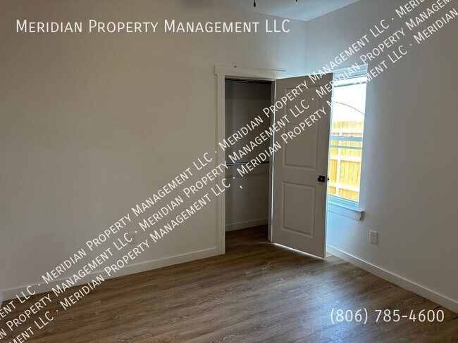 Building Photo - 5802 Urbana Pl