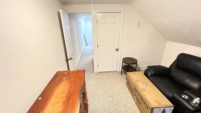 Building Photo - 50 Conant St