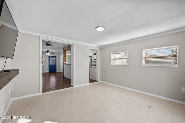 Building Photo - 1818 10th St N