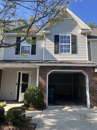 Building Photo - 16853 Timber Crossing Rd