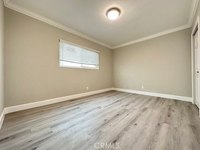 Building Photo - 260 Linda Rosa Ave