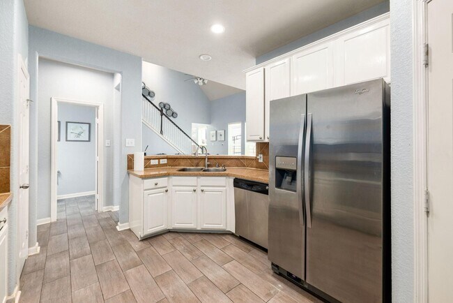 Building Photo - 7559 Autumn Sun Dr