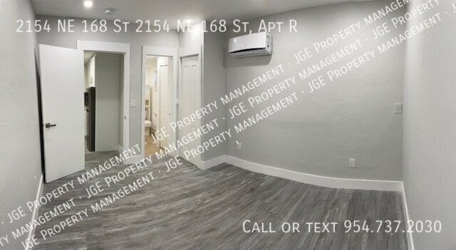 Building Photo - 2154 NE 168th St