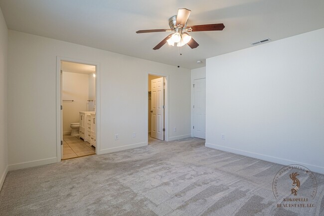Building Photo - 2983 Summerbrook Dr