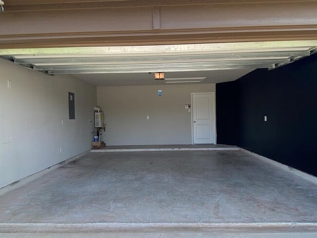 Building Photo - 29815 Foliage Ln