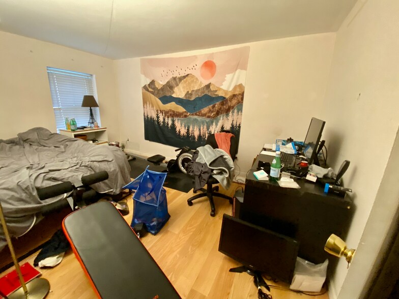 Building Photo - 204 Northampton St