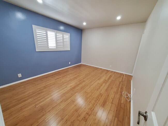 Building Photo - Spacious 3-Bedroom Single Family House with bonus room in Torrance- $4,400/month