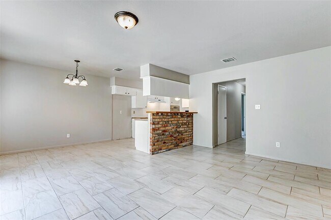 Building Photo - 5318 Botany Ln