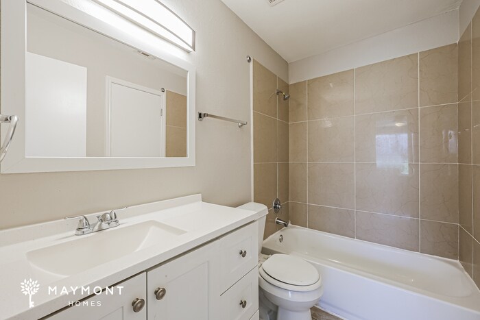 Building Photo - 1515 Heritage Blvd