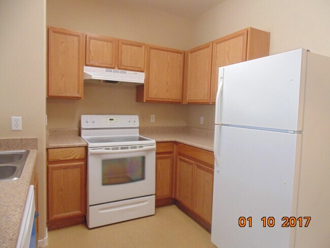 Building Photo - COZY 2 BEDROOM 2 FULL BATH CONDO LOCATED ON SECOND LEVEL