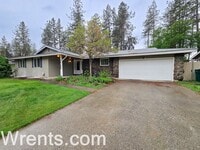 Building Photo - Large 5 Bed/2 Bath House in the Mead Schoo...