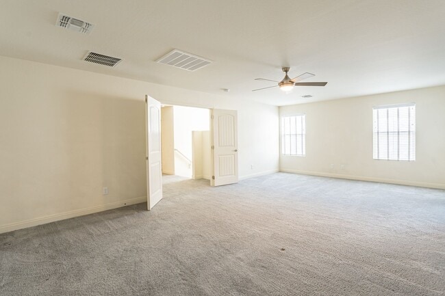 Building Photo - Verrado Living - 4 Bedrooms & 3 Baths!