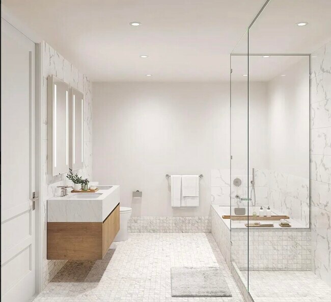 Building Photo - 720 Clinton St