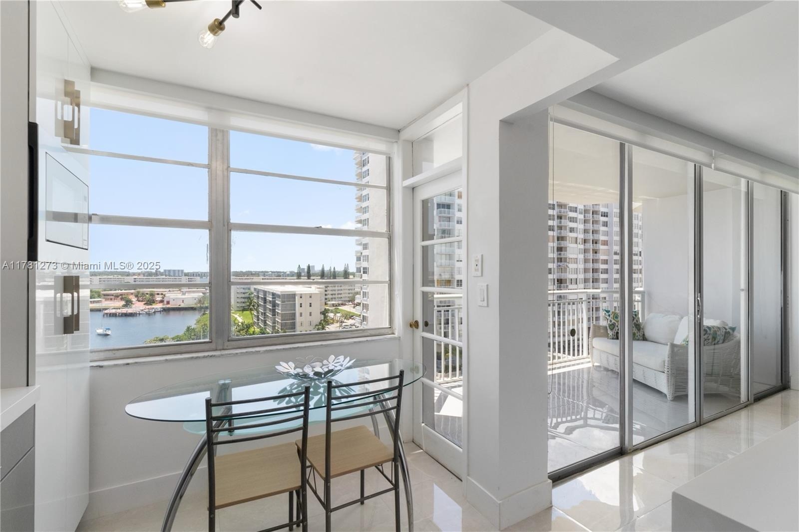Building Photo - 18081 Biscayne Blvd