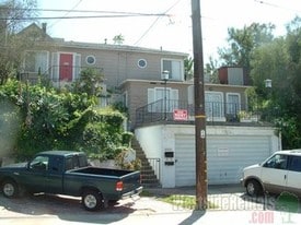 Duplex, lower level - 625 W Maple St