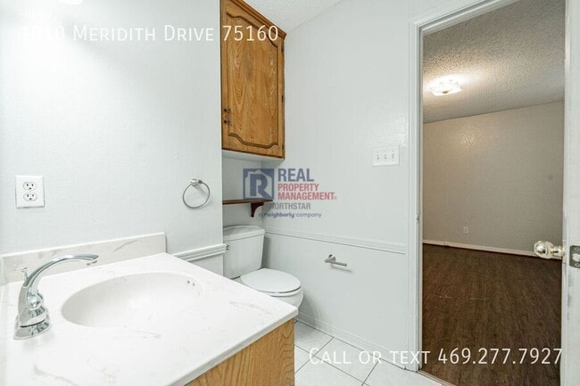 Building Photo - 1010 Meridith Dr