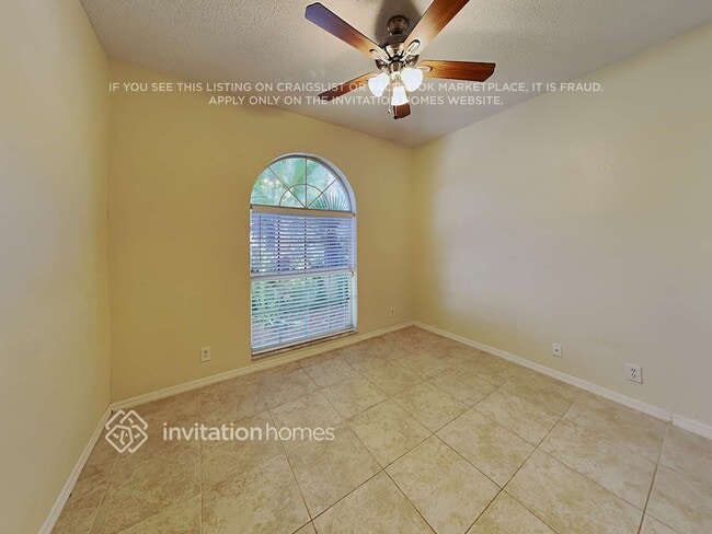 Building Photo - 1140 NW 184th Terrace