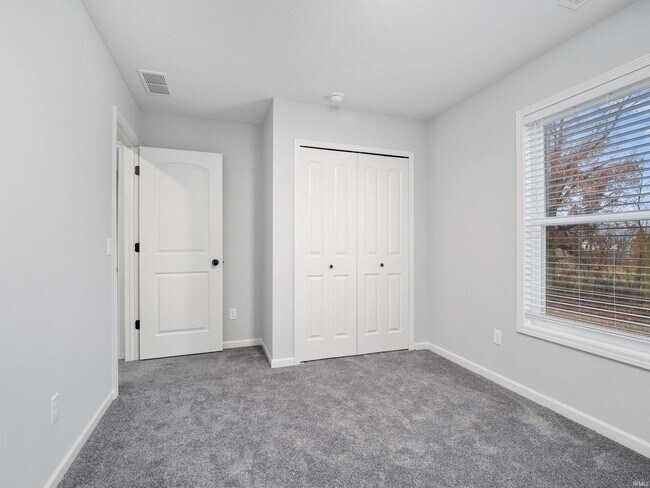 Building Photo - 14732 Verona Lks Psge