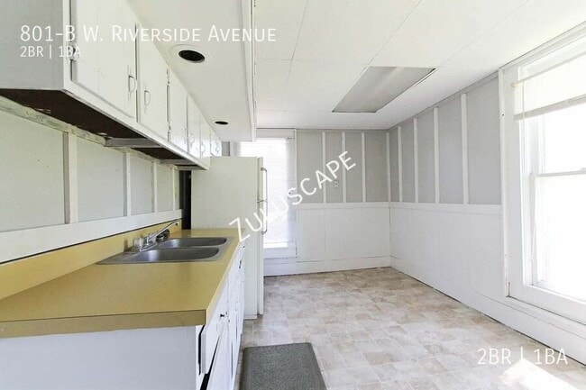 Building Photo - 801-B W Riverside Ave