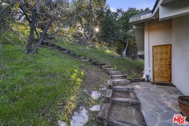 Building Photo - 22139 Alta Dr