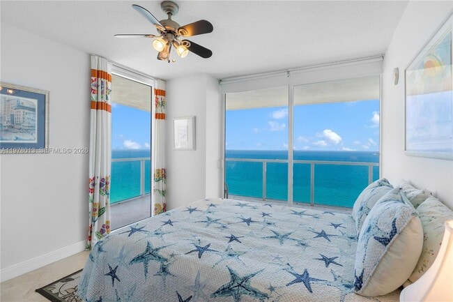 Building Photo - 16699 Collins Ave