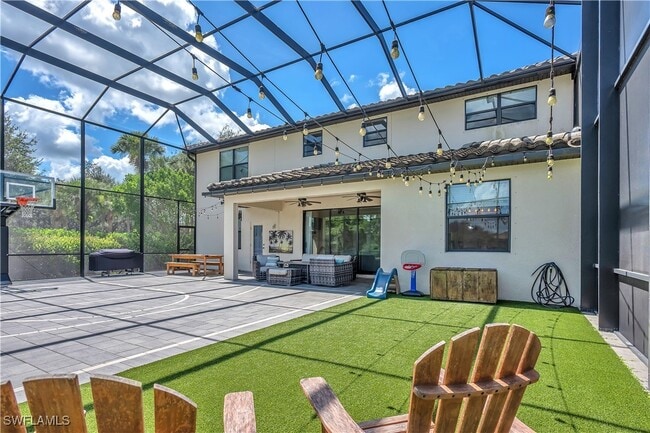 Building Photo - 11884 Boxelder Way