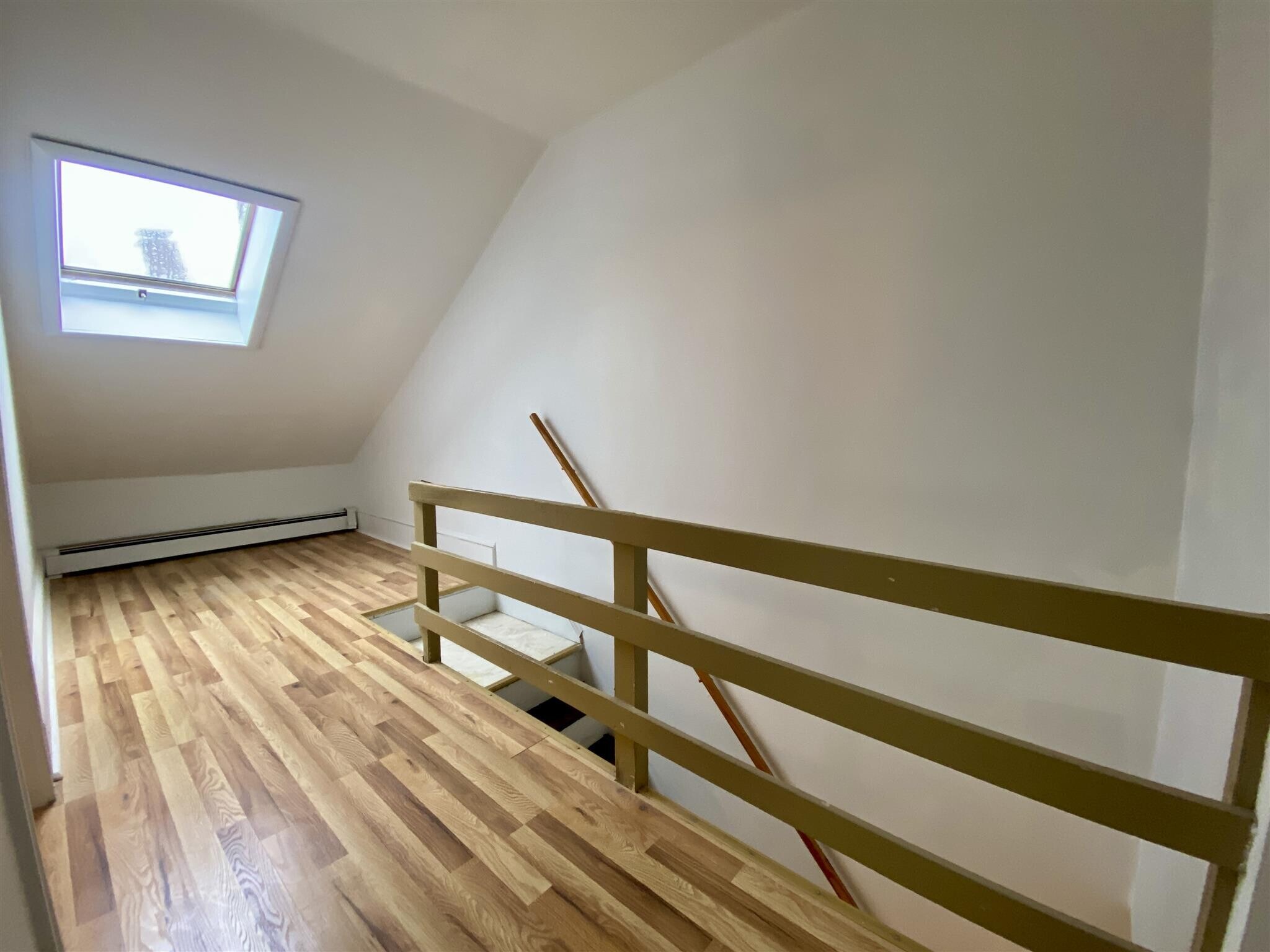 Building Photo - 65 Elm St