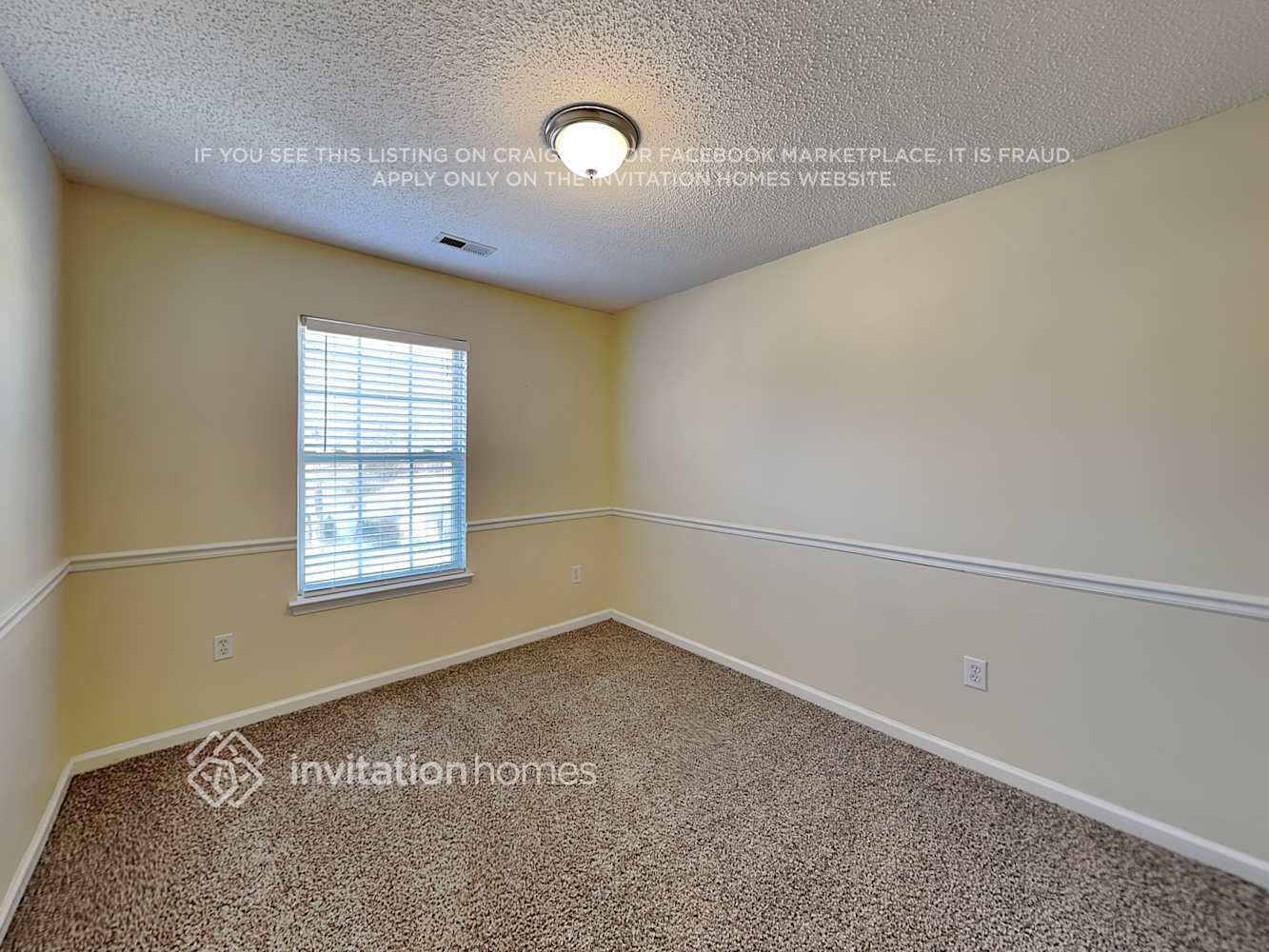 Building Photo - 216 Bradford Glyn Dr