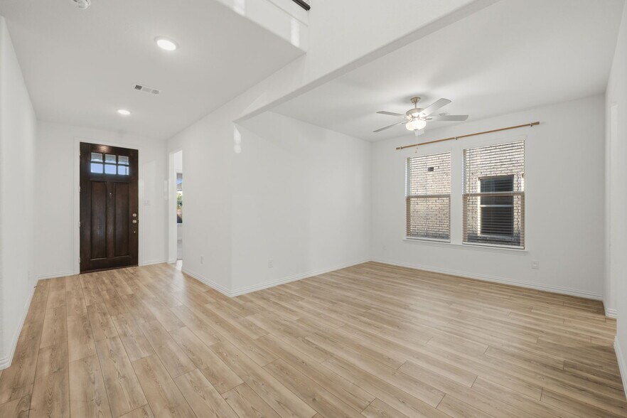 Building Photo - 2507 Gentle Knoll Dr