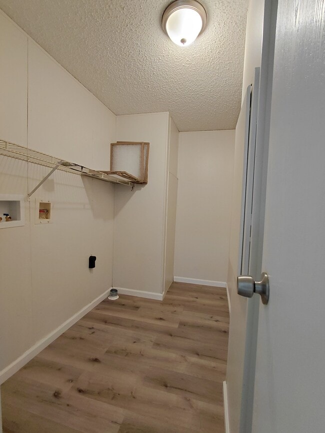 Building Photo - 627 TN-91