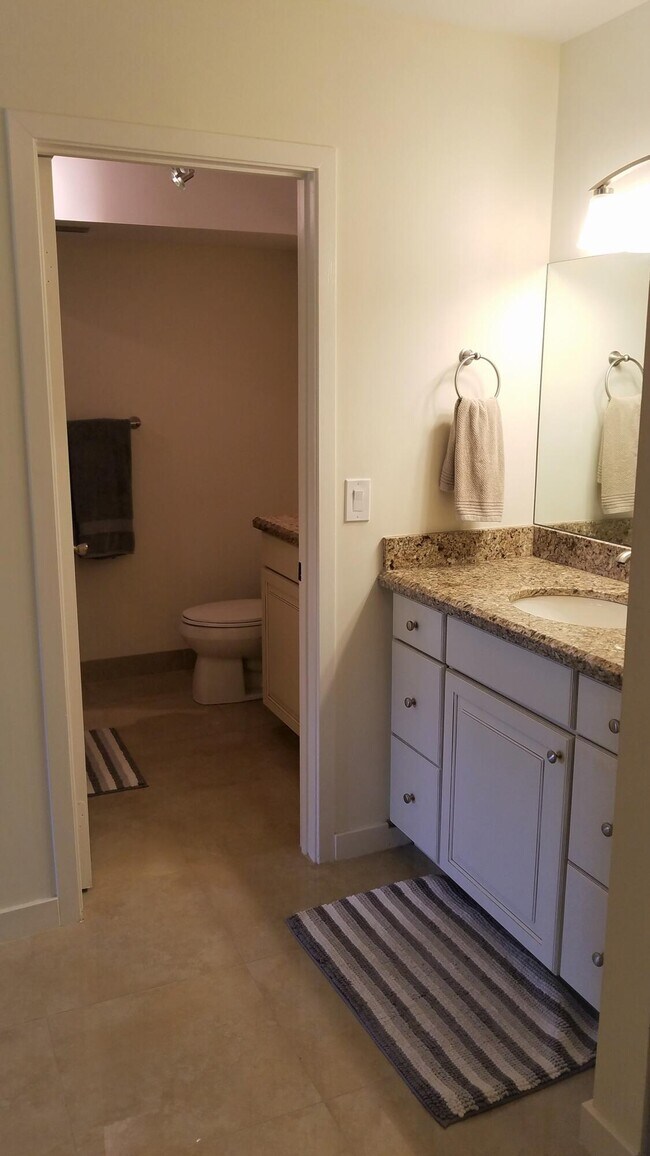 Building Photo - 326 Brackenwood Cir