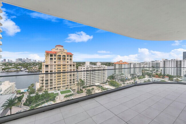 Building Photo - 151 N Seabreeze Blvd