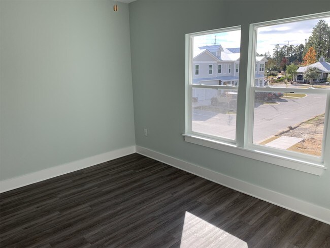 Building Photo - 119 N Sand Palm Rd