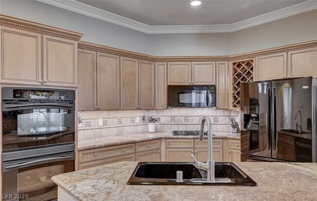 Building Photo - 2428 Granada Bluff Ct