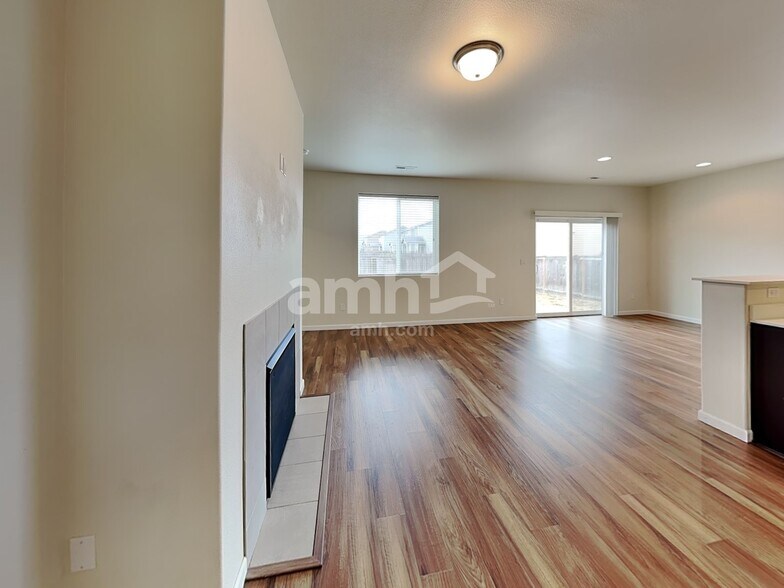 Building Photo - 16602 NE 91st St