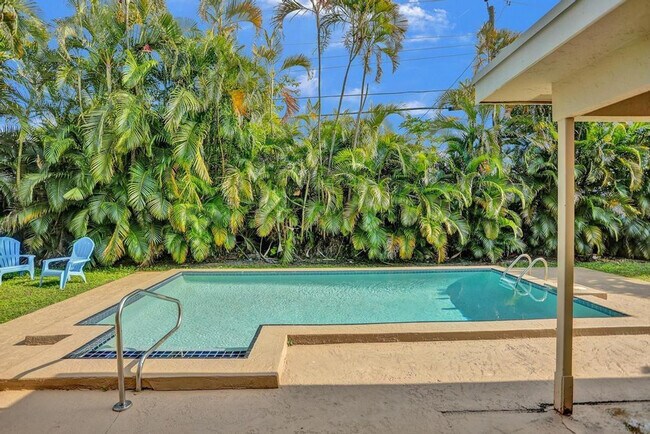 Building Photo - 3530 Chatelaine Blvd