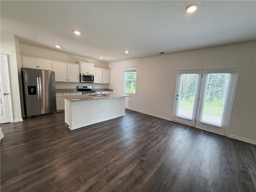 Building Photo - 174 Woodbrook Trl
