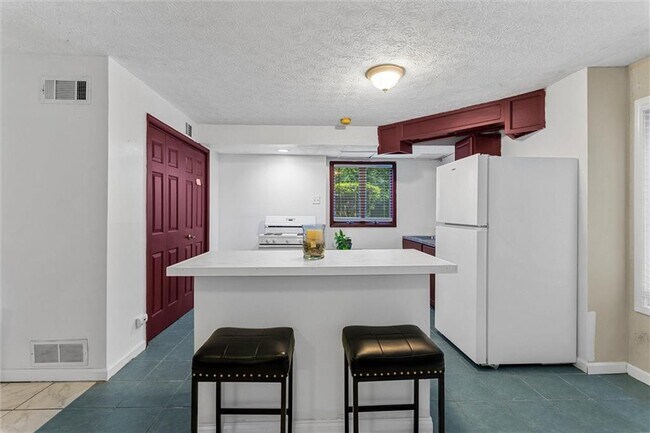 Building Photo - 5547 Circlestone Ln