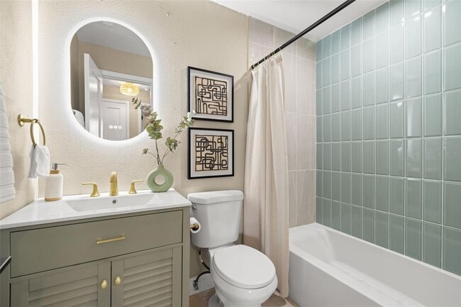 Building Photo - 2066 62nd Pl S