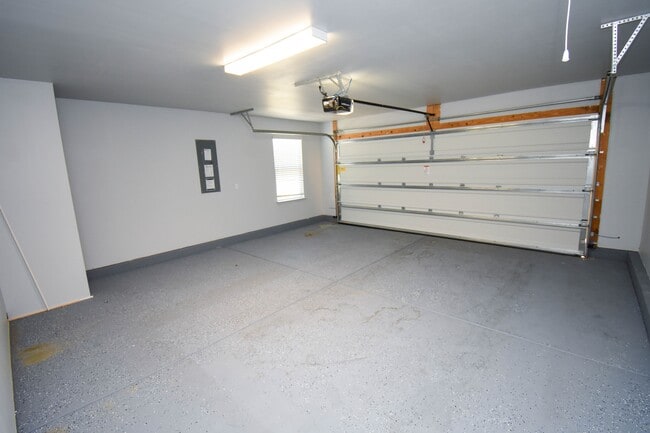 Building Photo - 1799 Berkley Village Loop