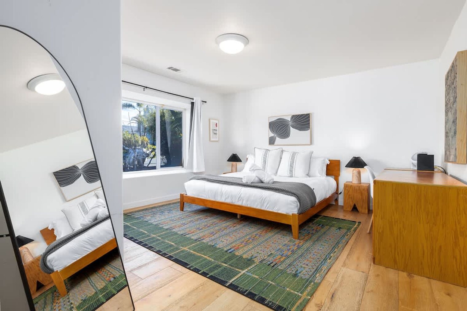 Building Photo - 5400 Carlsbad Blvd