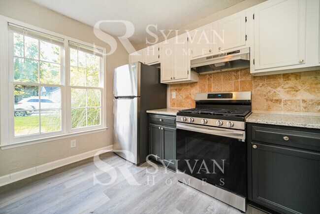 Building Photo - Coming HOME never felt so good!