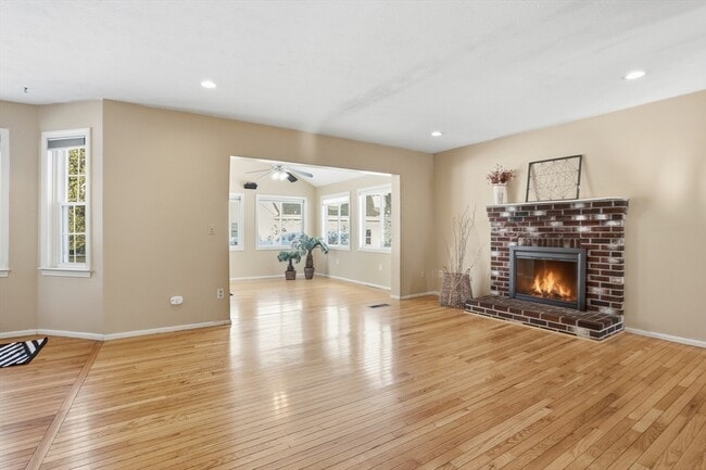 Building Photo - 1 Ernies Dr