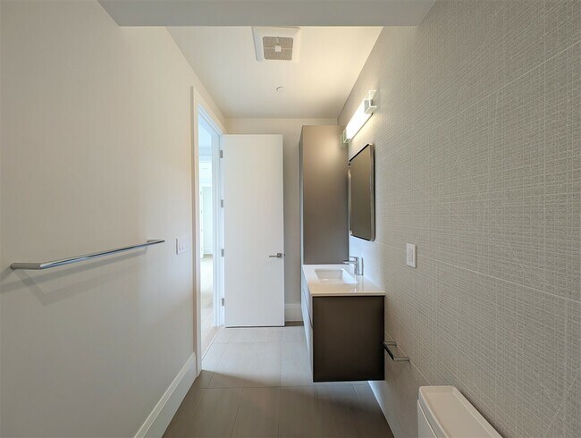 Building Photo - 2709 23rd St