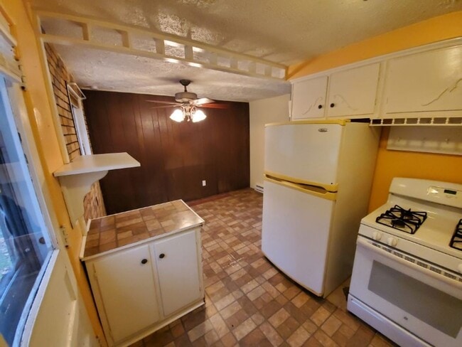 Building Photo - COMING SOON! This is a Lease-to-Own – Not ...