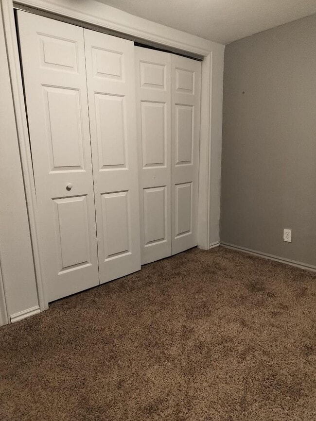 Building Photo - 519 Utah Ave