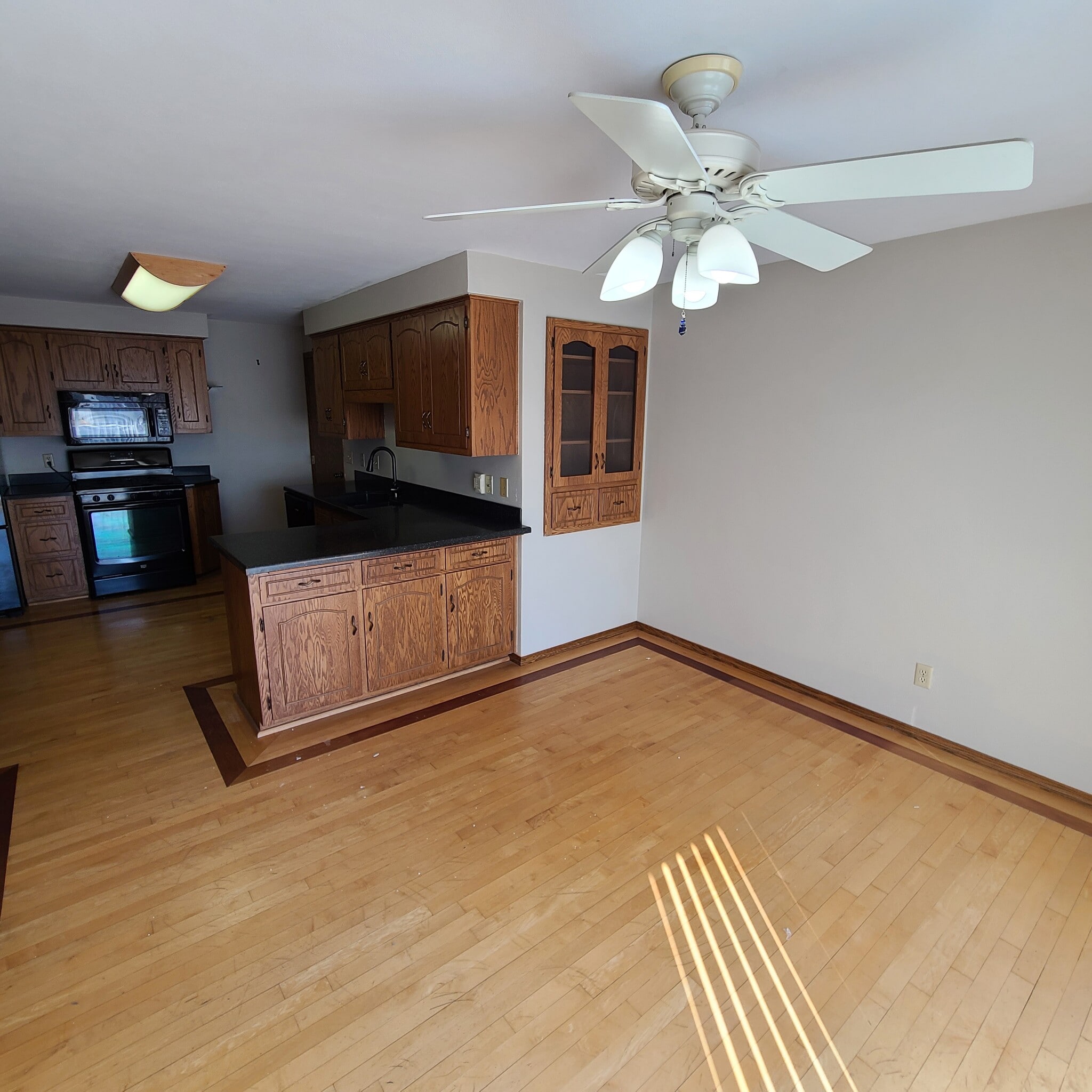 Built in hutch - 761 Trailsway Ln