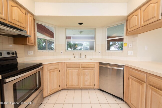 Building Photo - 1236 Buffing Cir SE