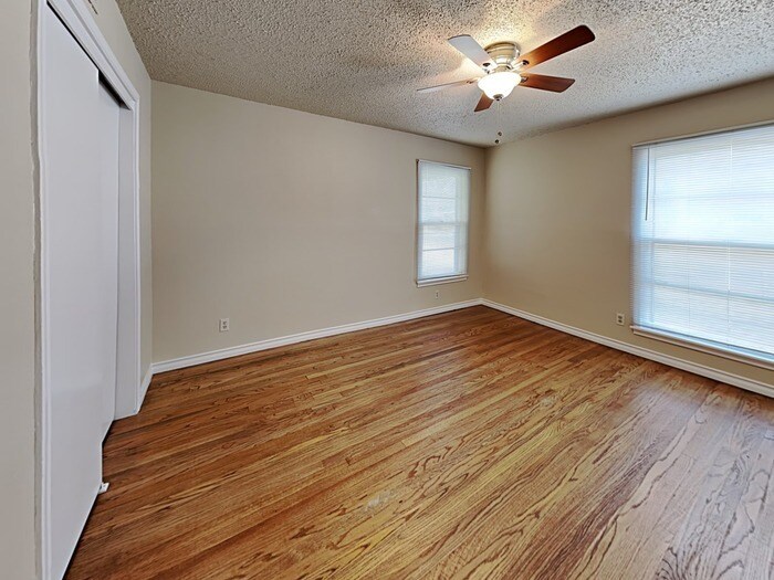 Building Photo - 11211 Ulloa Ln