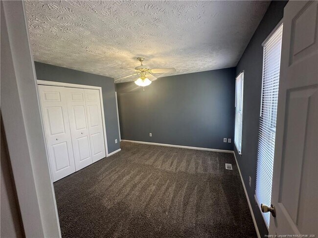 Building Photo - 3545 Chaucer Dr
